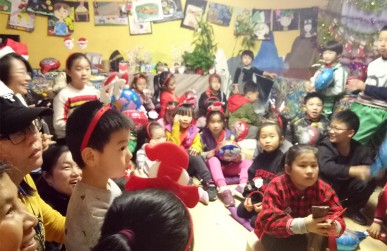 【2018年12月】墨境轩组织学生参加圣诞节联欢活动
