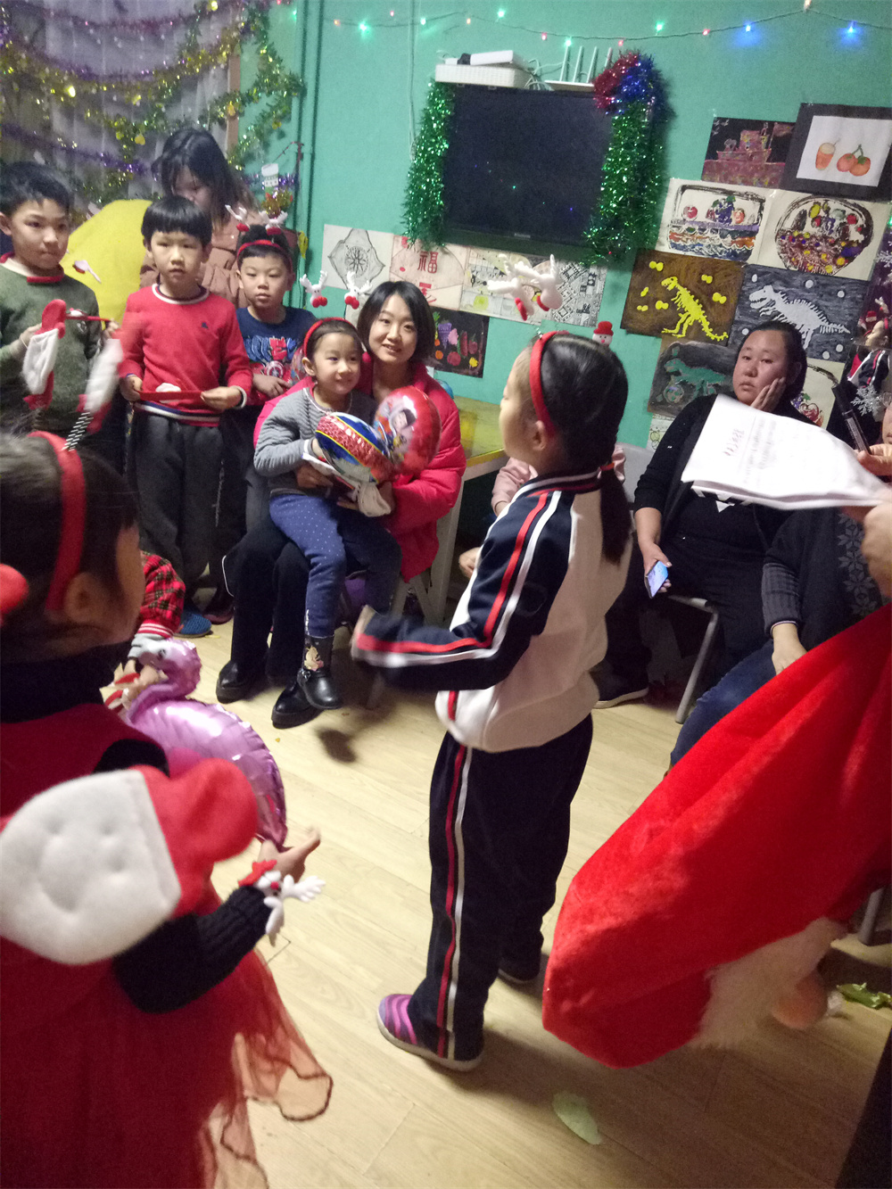 【2018年12月】墨境轩组织学生参加圣诞节联欢活动 活动 第4张