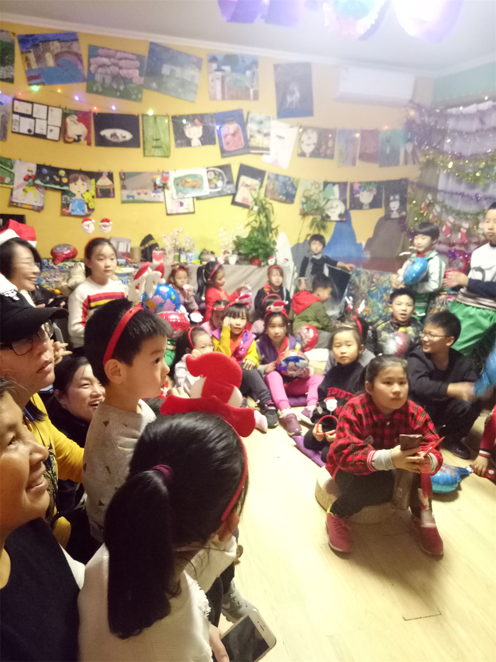 【2018年12月】墨境轩组织学生参加圣诞节联欢活动 活动 第6张